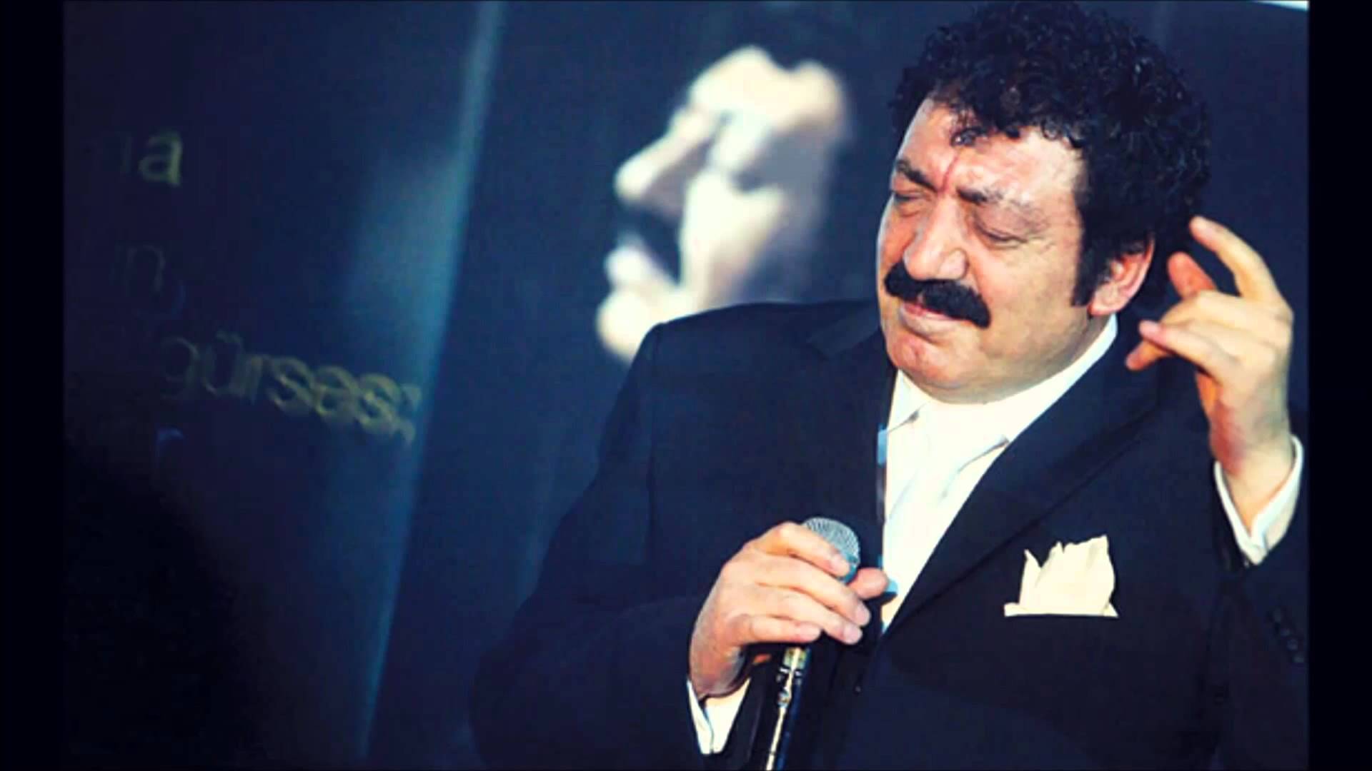 Müslüm Gürses – Karışık En Damar Parçalar